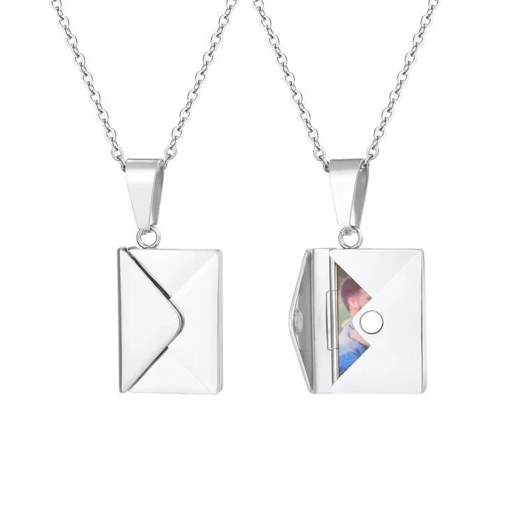 Couple’s Photo Locket Necklace – Personalized Gift from Vnox - WarmLove